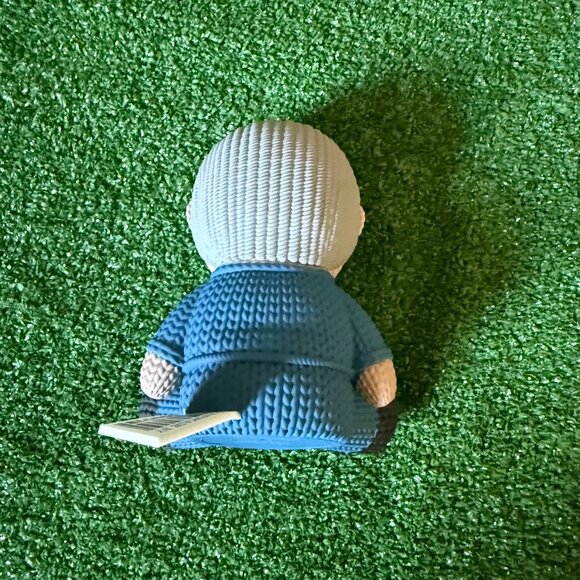 Hannibal Lecter Handmade by Robots Knit Series #061 Vinyl Figure NEW - Picture 4 of 12